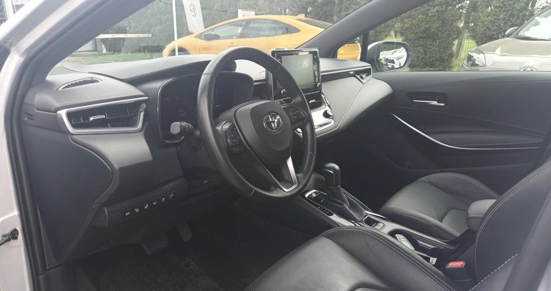 Toyota Corolla cena 99900 przebieg: 103593, rok produkcji 2019 z Tychy małe 172